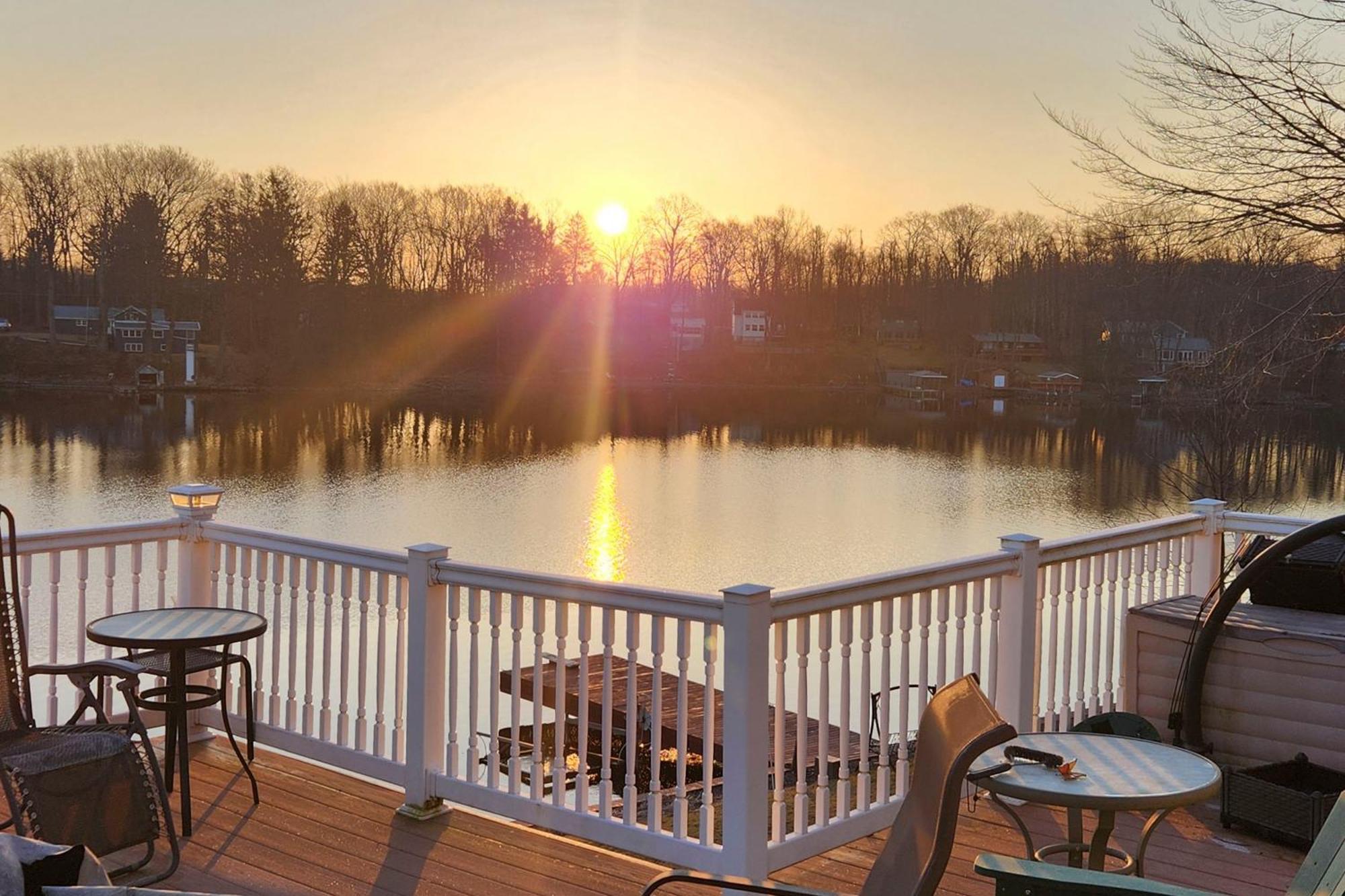 Waterfront Wolcott Vacation Rental With Deck And Views Exteriér fotografie