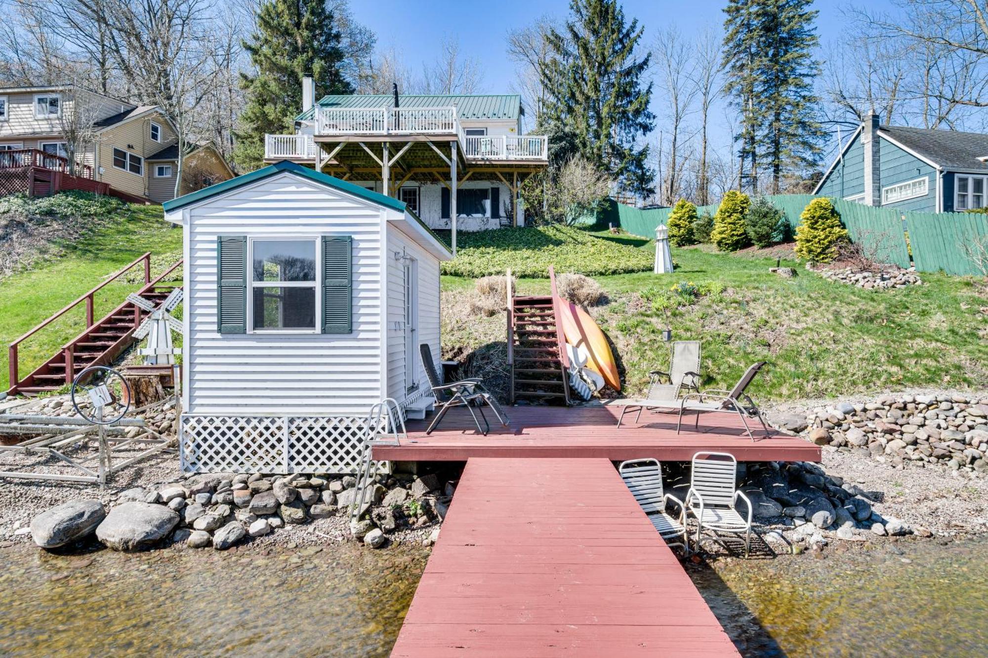 Waterfront Wolcott Vacation Rental With Deck And Views Exteriér fotografie